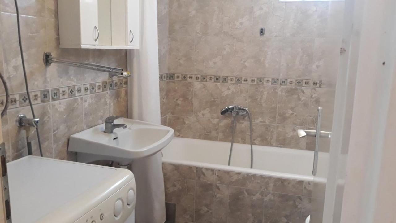 Apartment Danilo แฮร์เซ็ก-โนวี ภายนอก รูปภาพ