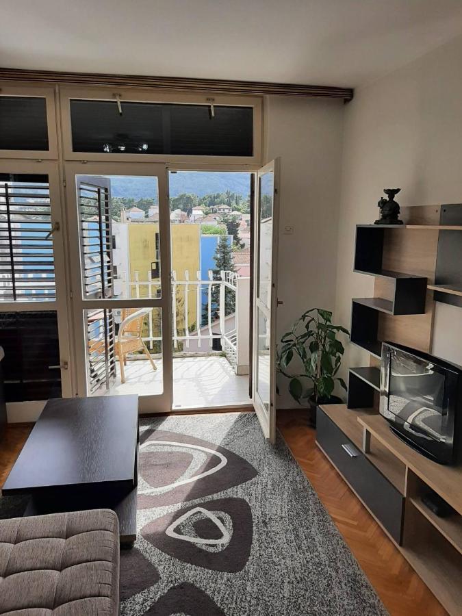 Apartment Danilo แฮร์เซ็ก-โนวี ภายนอก รูปภาพ