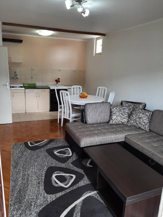 Apartment Danilo แฮร์เซ็ก-โนวี ภายนอก รูปภาพ